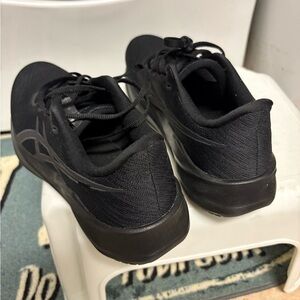 Asics Versablast 4 Black Athletic Shoes